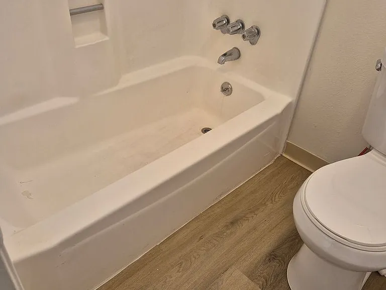 1130 W. San Bernardino Rd — Photo 27