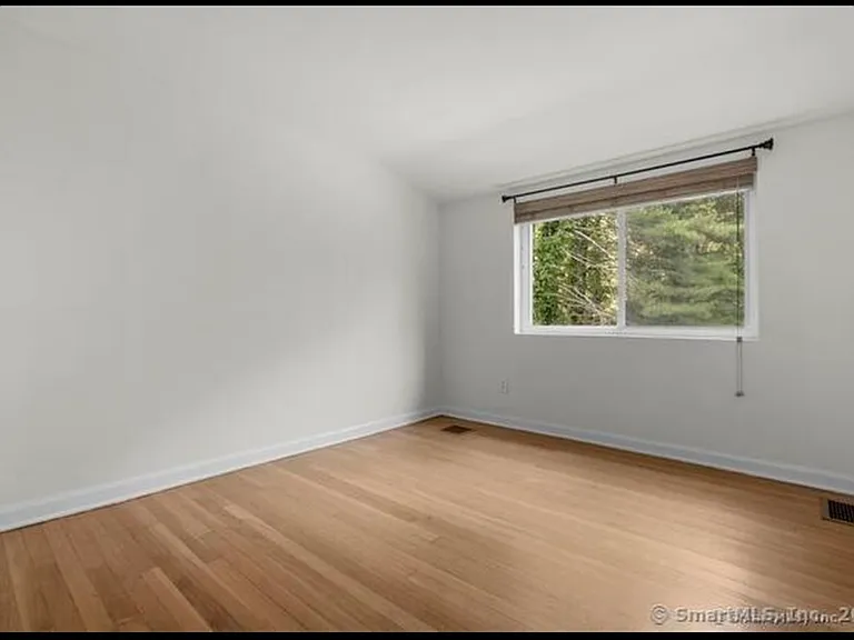 89 Book Hill Rd — Photo 15