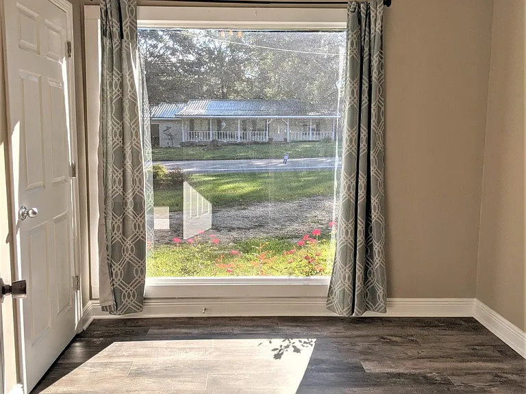 4937 Highway 589 — Photo 20