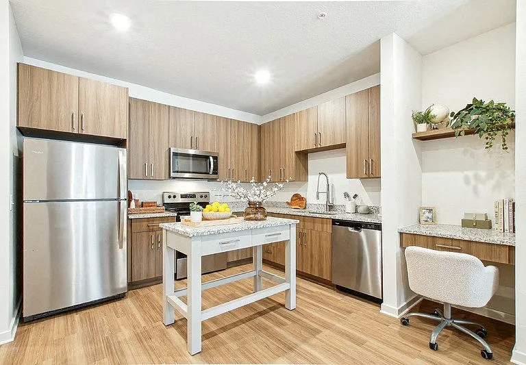 Sundance Trails Apartments — Photo 15