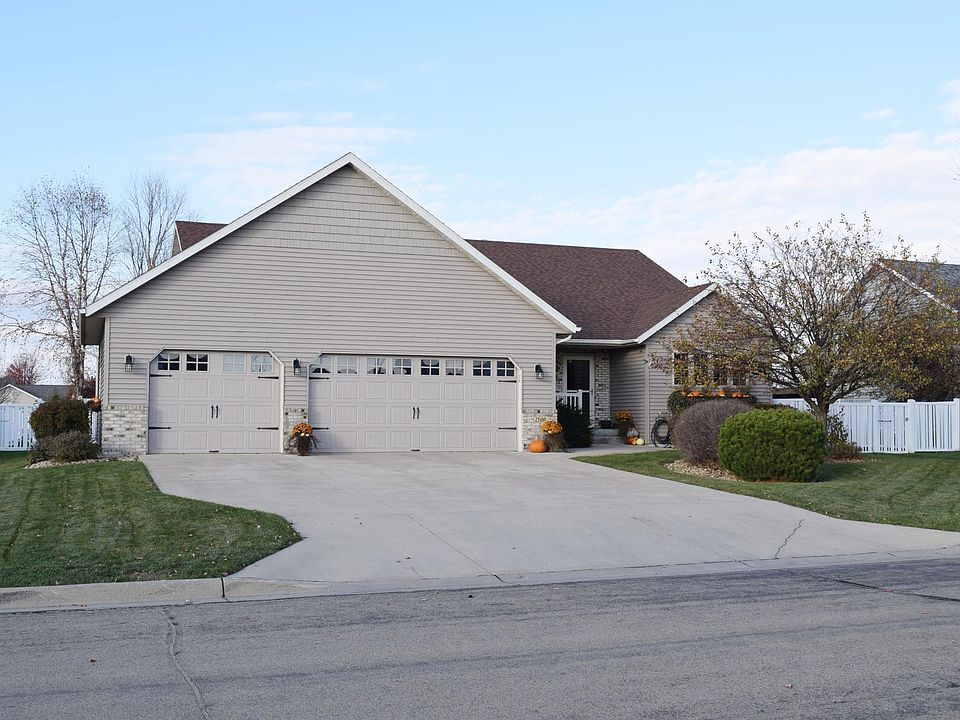 1st image of 2500 Mossy Creek Dr NE
