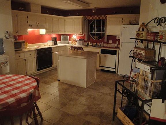 Kitchen - Brand New Tile!