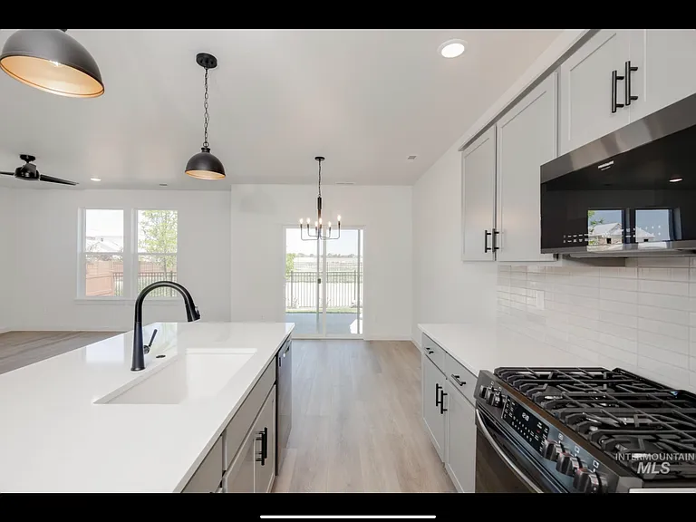 7148 W Riverwood St — Photo 9