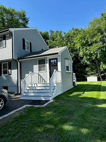 2 Lucy Rd #2