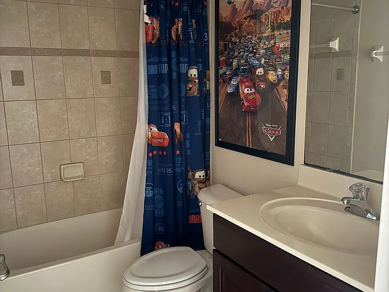 860 Assembly Ct — Photo 12
