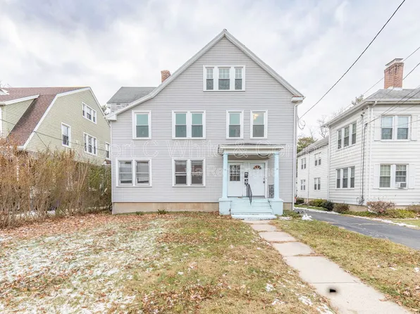 35 Outlook Ave Floor 1, West Hartford, CT 06119