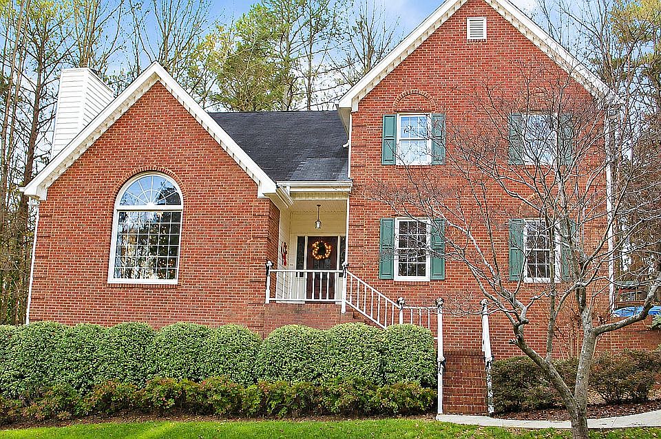 1st image of 25 Anastasia Dr SE
