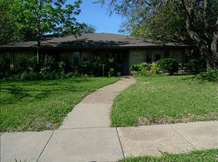 2920 Robin Rd, Plano, TX 75075
