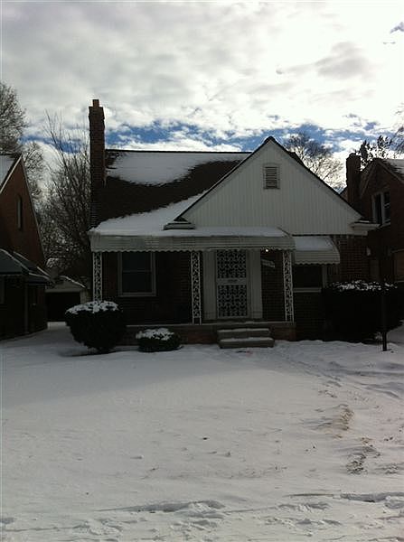 10734 Balfour Front