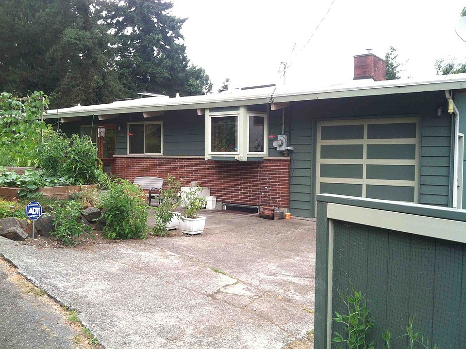 2nd image of 13080 8th Ct NE