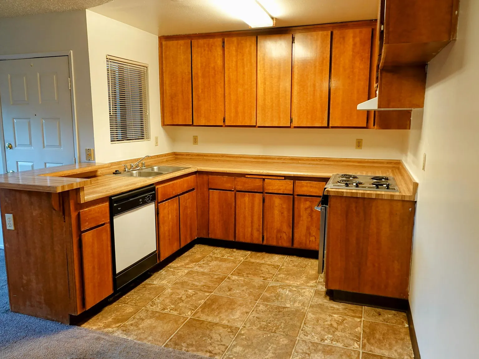 Northridge Apartments — Photo 3
