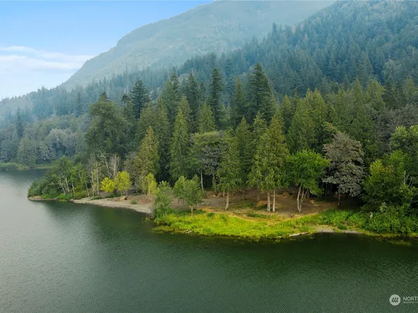 9267 Upper Frost Creek Road, Maple Falls, WA 98266