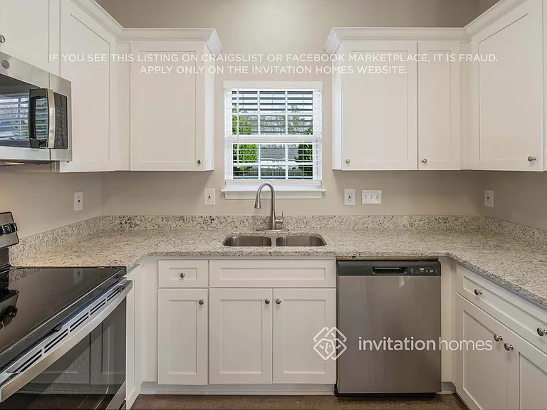3732 Bullard St — Photo 15