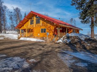 23250 S Rangeview Dr, Trapper Creek, AK 99683