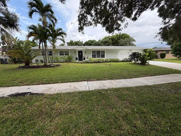 7828 Saint Andrews Road, Lake Worth, FL 33467