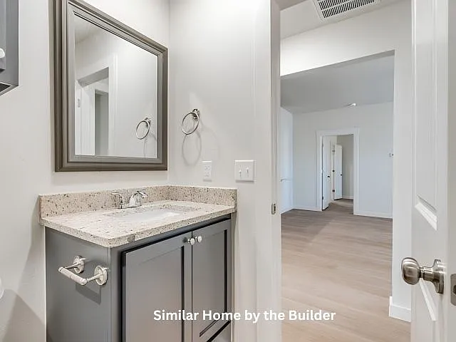 1616 Highland Loop — Photo 15