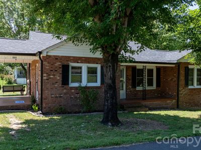 111 Cross Memorial Ave, Morganton, NC, 28655