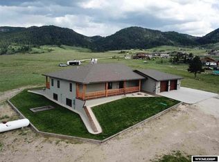 6593 Ridgecrest Dr, Casper, WY 82601