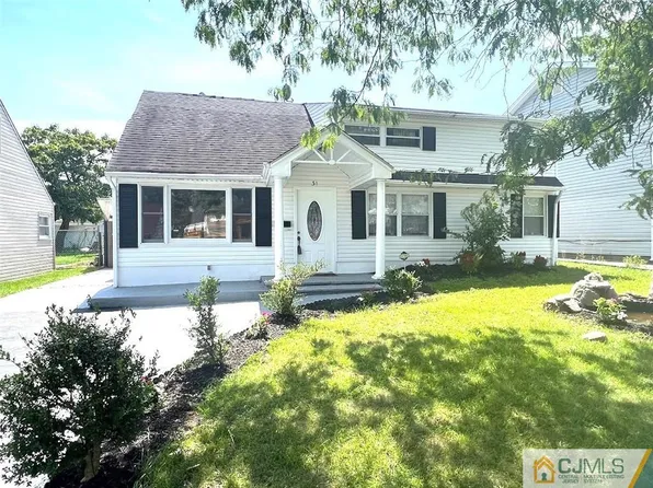 31 Birch St, Carteret, NJ 07008