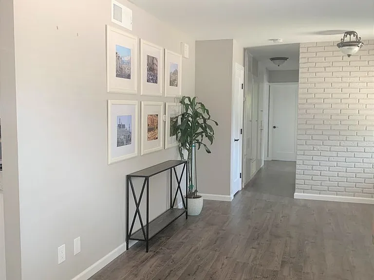 172 Buccaneer Dr — Photo 2