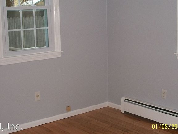 5th image of 487A Merrimac St