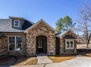 1605 Olympic Dr, Longview, TX 75605
