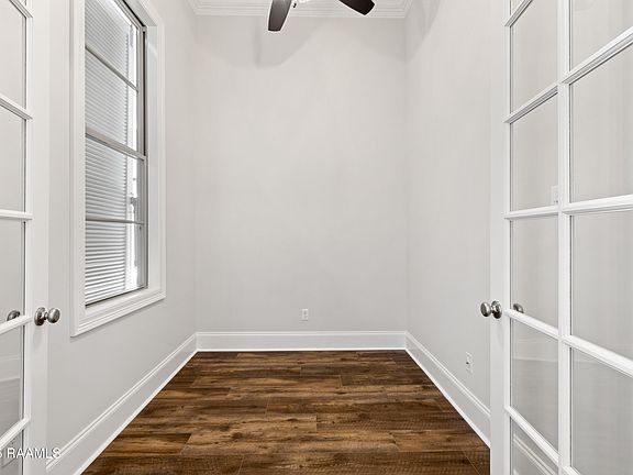 3rd image of 113 Preservation Dr