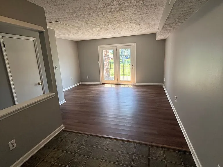 3209 Barnwood Ave — Photo 8