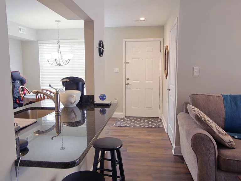 2101 Sandra Rd — Photo 7