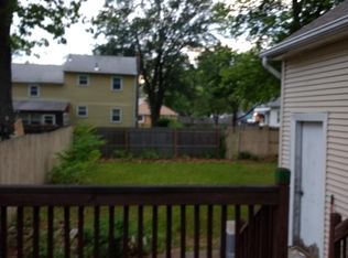 126 Methuen St, Springfield, MA 01119