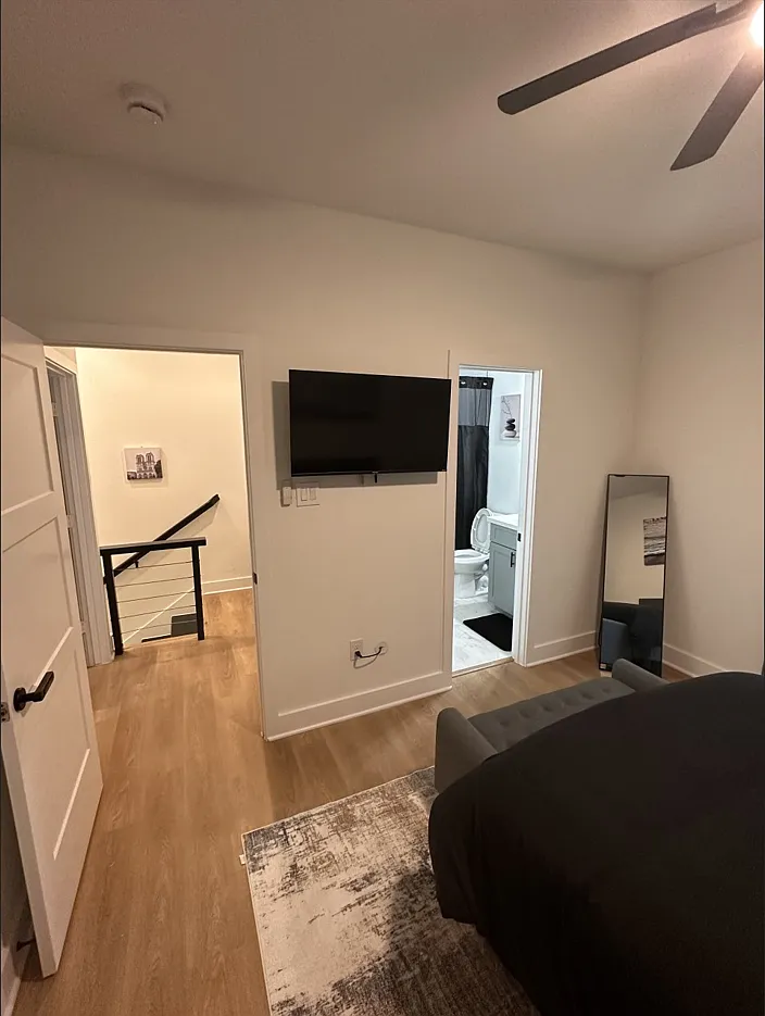 2 bed, 2.5 bath, 1000 sqft, $3,000 — Photo 3