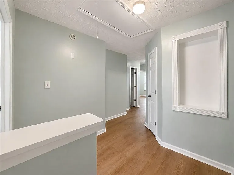 2490 Emma Way — Photo 9