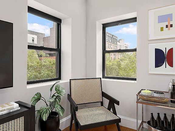5th image of 71 Irving Pl #3