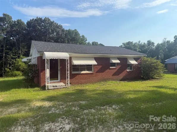 405 Woodland Dr, Kershaw, SC 29067