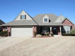 3911 W 107th Ct S, Jenks, OK 74037