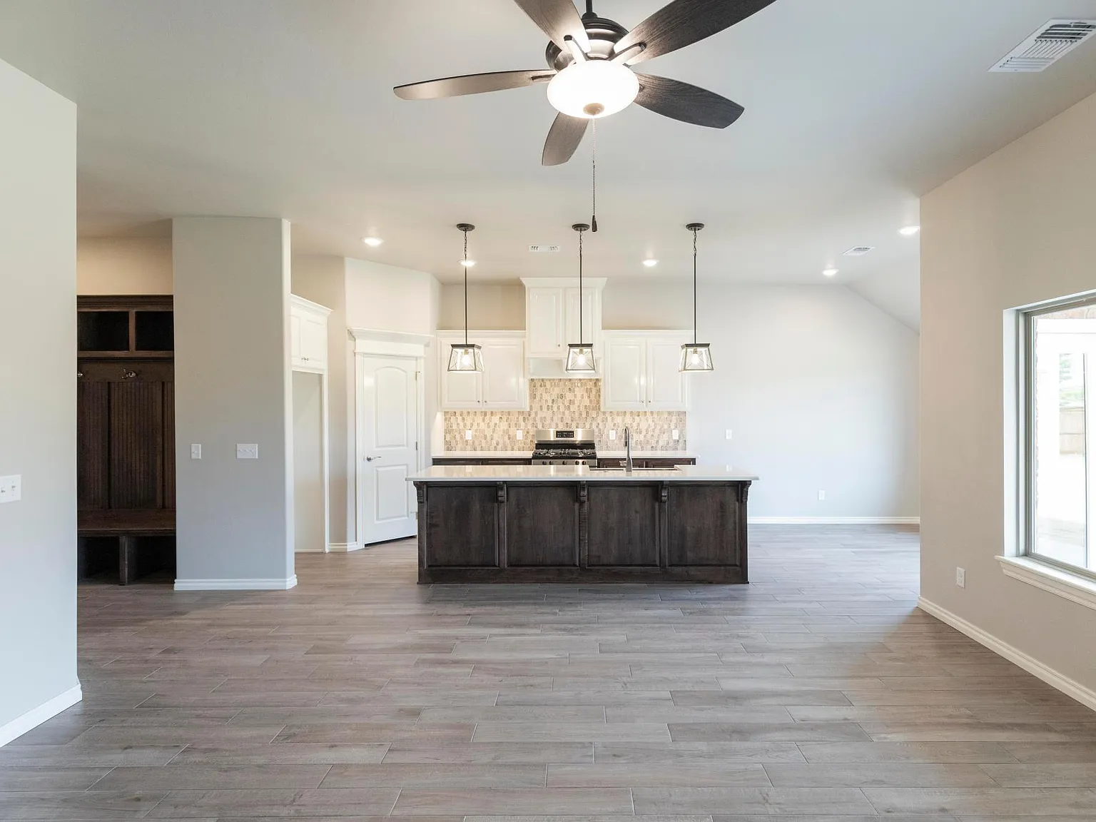 5409 Malpaso Creek Dr — Photo 4