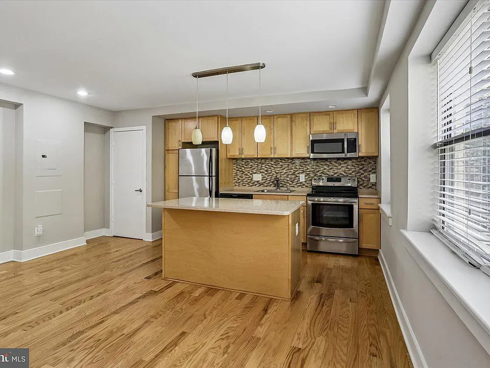 212 Oakwood St SE #212-113
