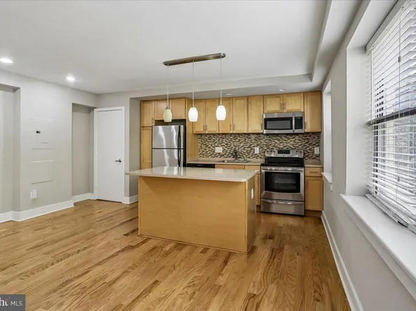 212 Oakwood St SE #212-113, Washington, DC 20032