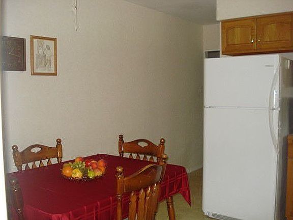 Eat-in Kitchen