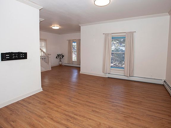 4th image of 301 S 2nd St