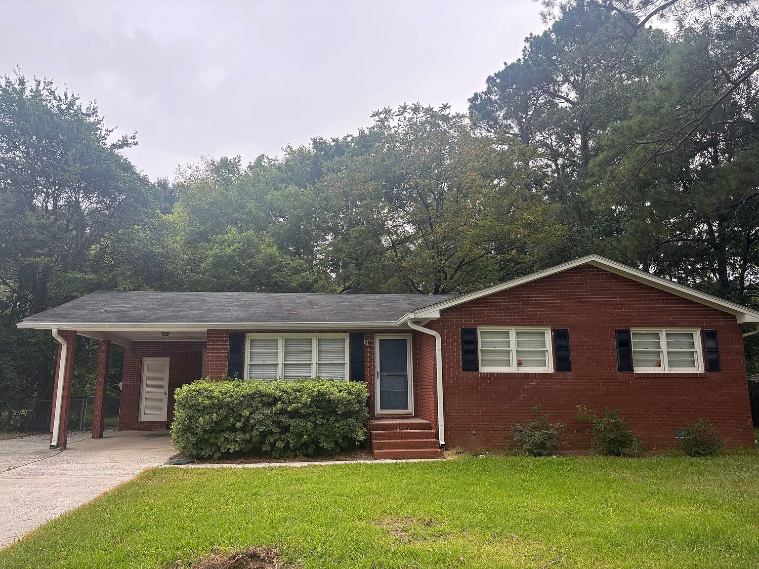 3 bed, 2.0 bath, 1360 sqft, $1,800 — Photo 1