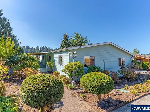 3rd image of 2120 Robins Ln SE Unit 122