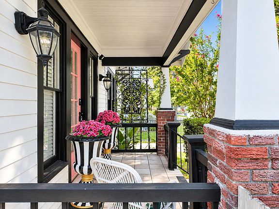 4th image of 4713 Avenue R