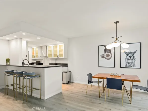 1131 Alta Loma Rd APT 324, West Hollywood, CA 90069