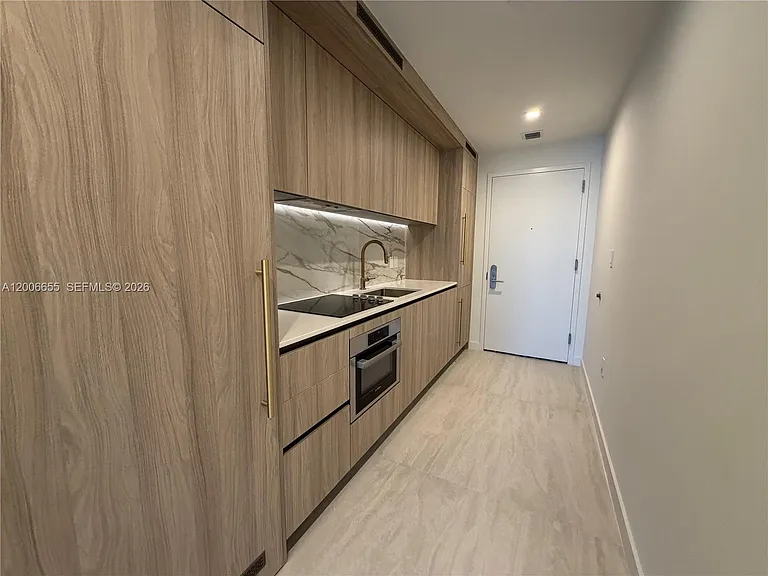 77 SE 5th St #1904 — Photo 15