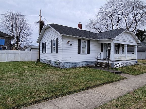 3rd image of 818 Lindbergh Ave
