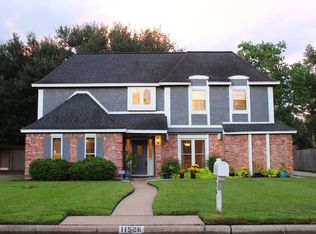 11526 Canyon Trail Dr, Houston, TX 77066