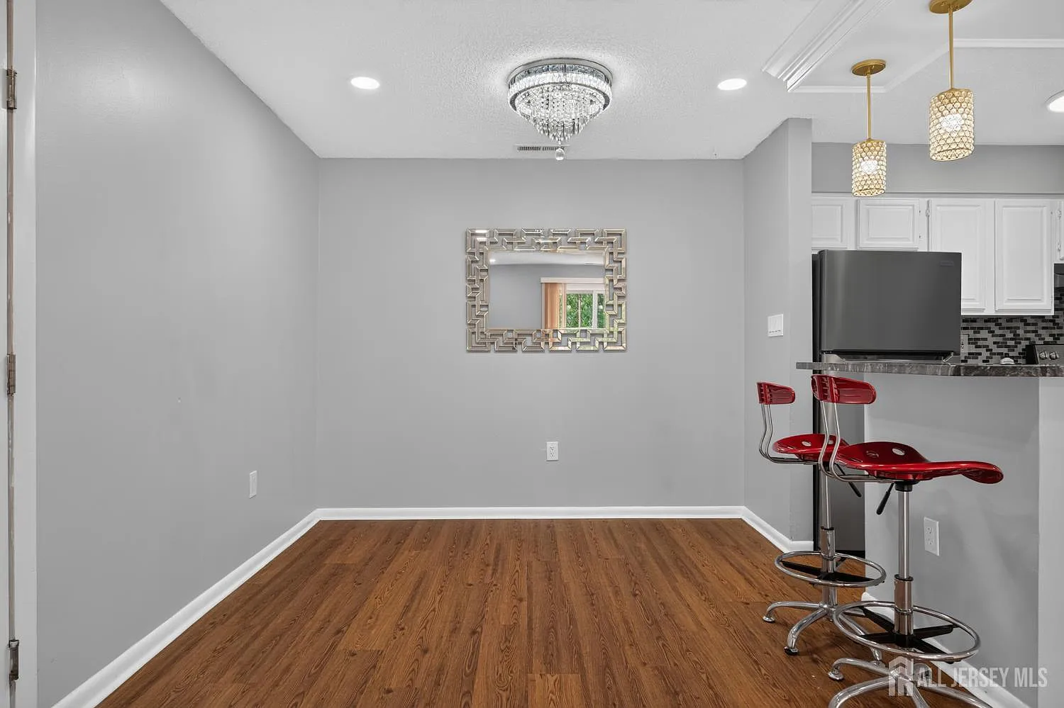 2 bed, 2.0 bath, $2,250 — Photo 4