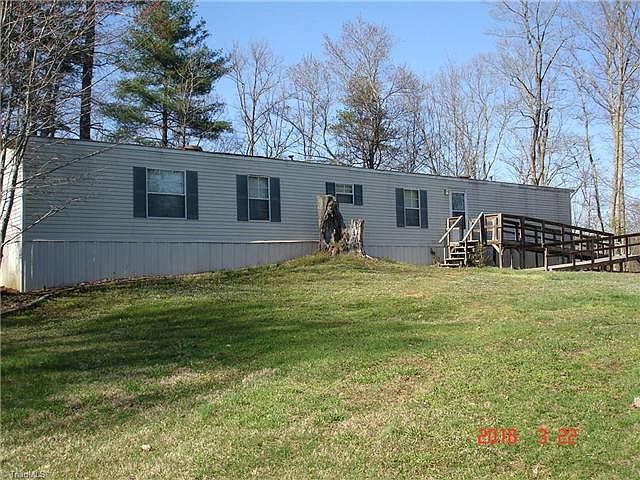 1st image of 1005 Parkview Dr