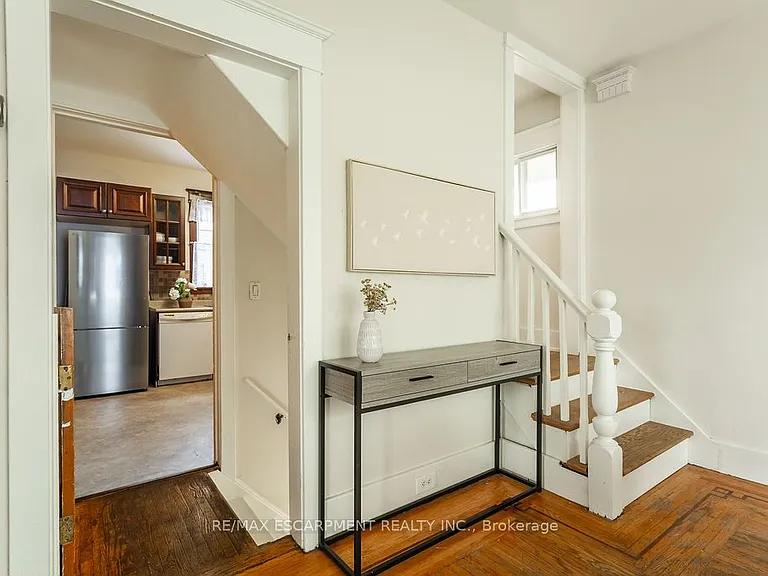 270 Beach Blvd — Photo 17